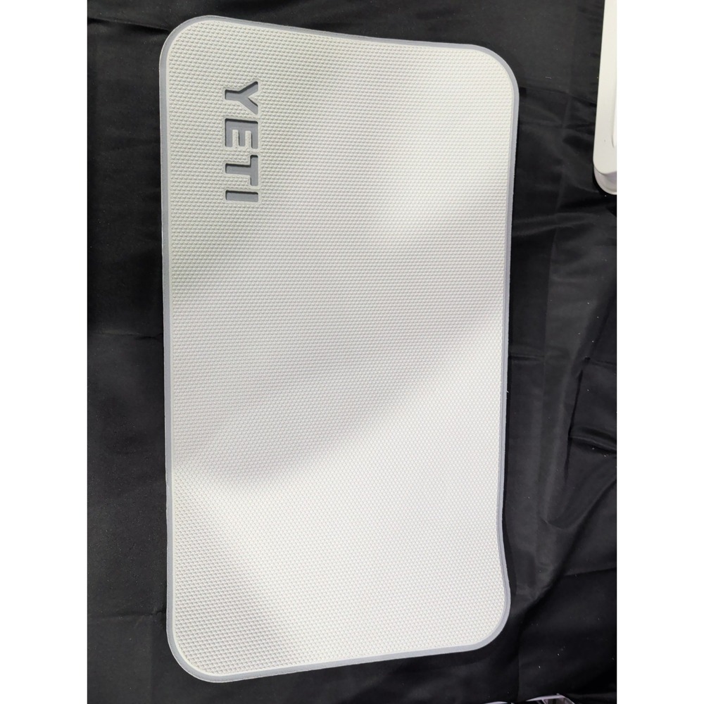 *New* Yeti SeaDek Hard Cooler Traction Pad 45 Tundra